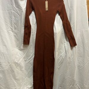 Fitted Long Sleeve Midi Dress in Deep Rust